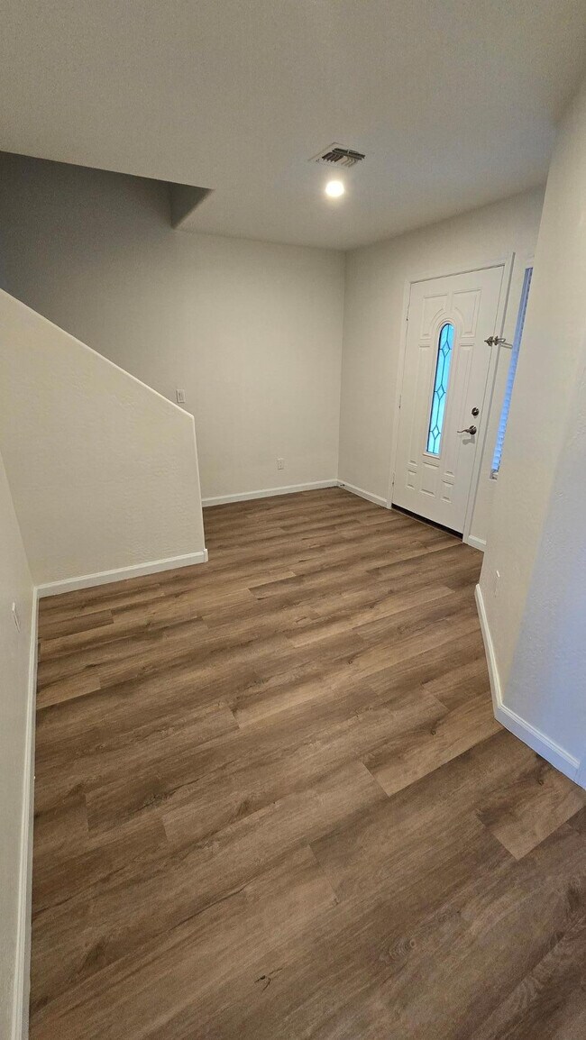 Building Photo - 11439 W Ashley Chantil Dr