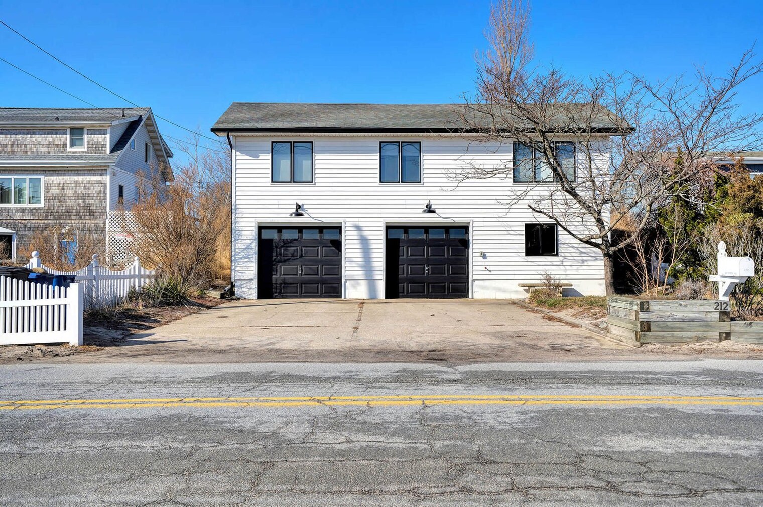 Building Photo - 212 Creek Rd