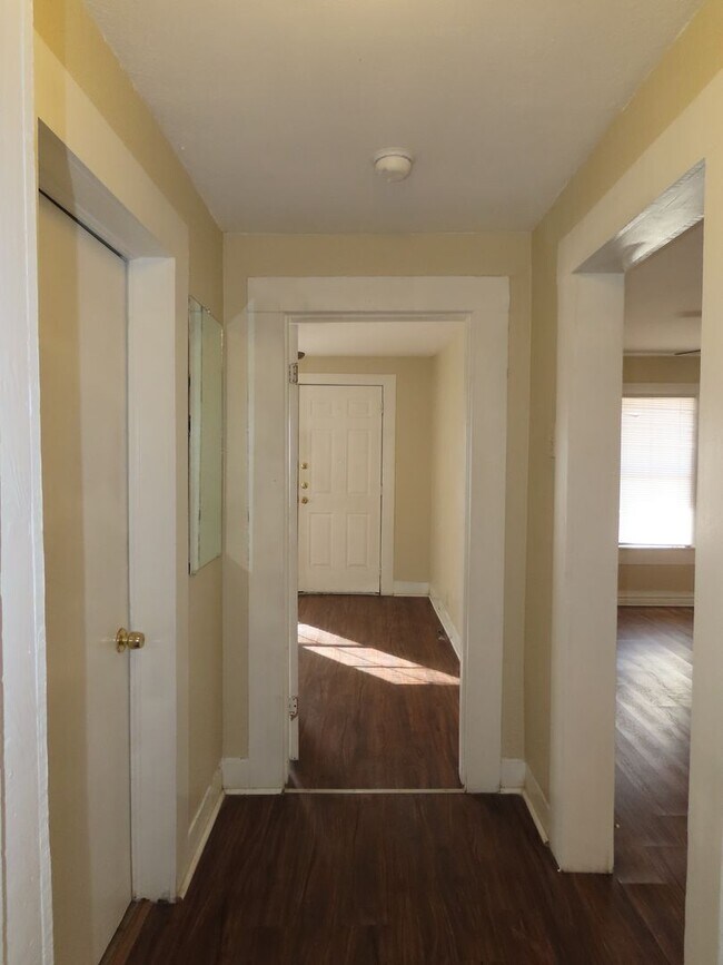 Building Photo - Charming 2 Bedroom, 1 Bathroom House in Tyler!