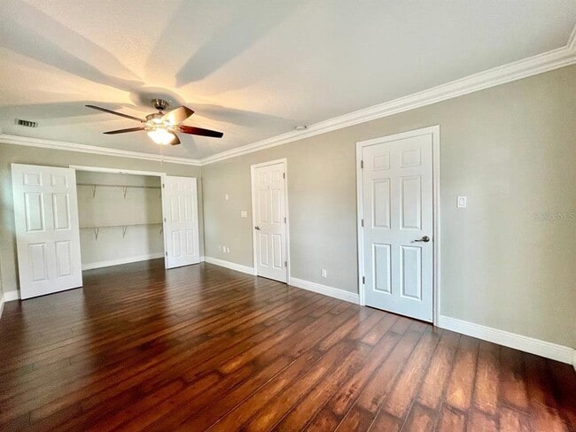 Building Photo - 909 N Excelda Ave