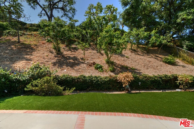 Building Photo - 3421 Castlewoods Pl