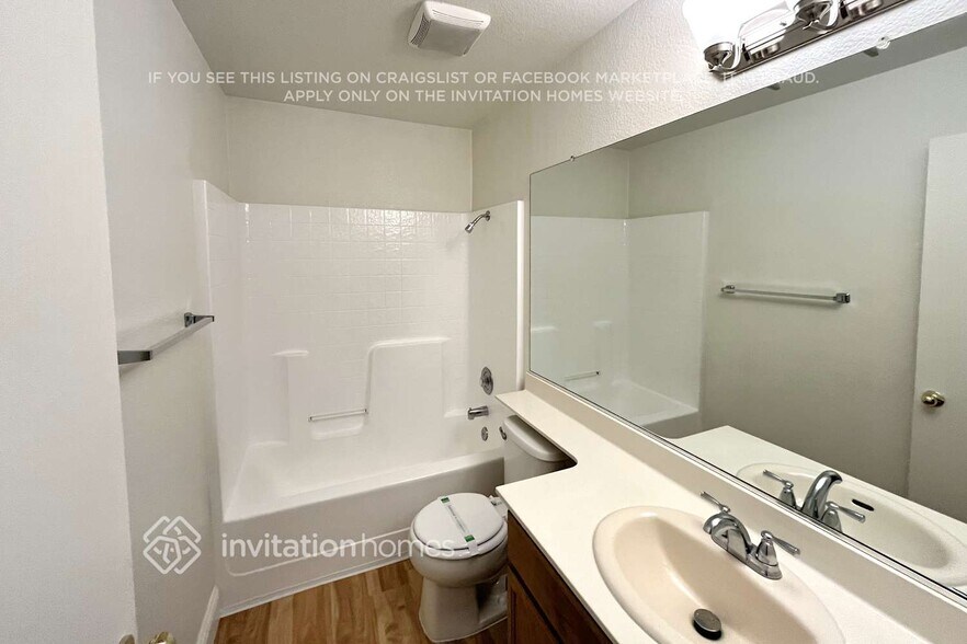 Building Photo - 2522 Drummond Dr