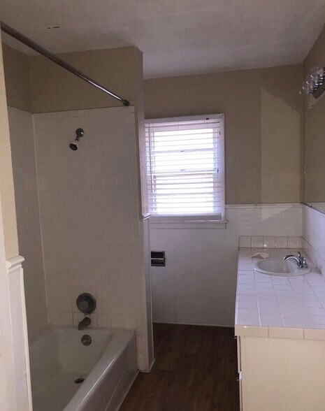 Building Photo - 3405 36th St