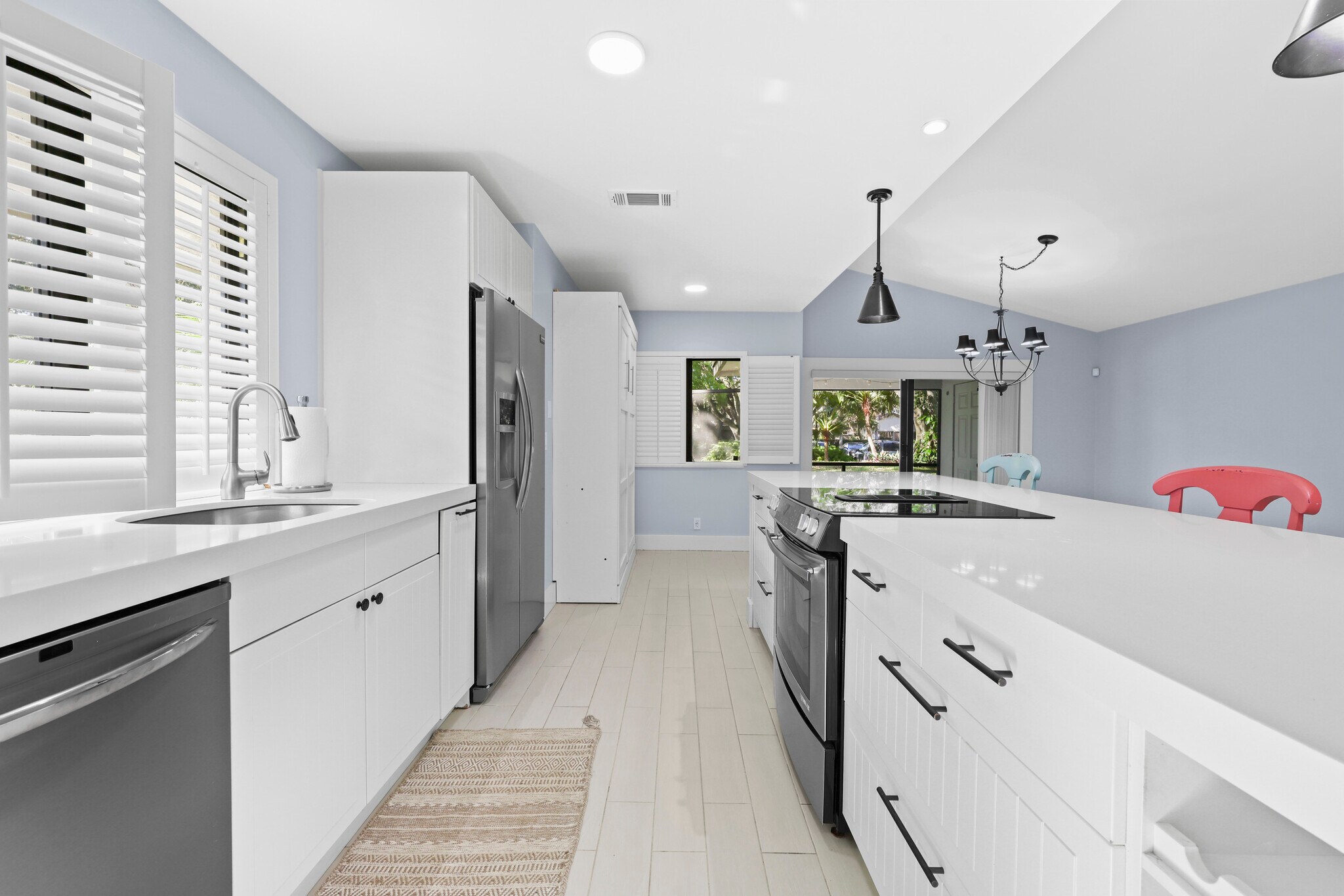 Building Photo - 3937 Arelia Dr N