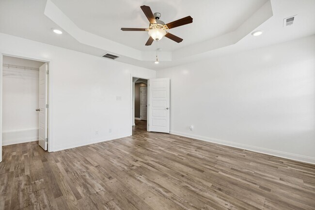 Building Photo - 219 Dugger Dr