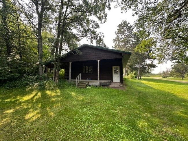 Building Photo - 4 Bedroom Single Family Home - Pequot Lakes