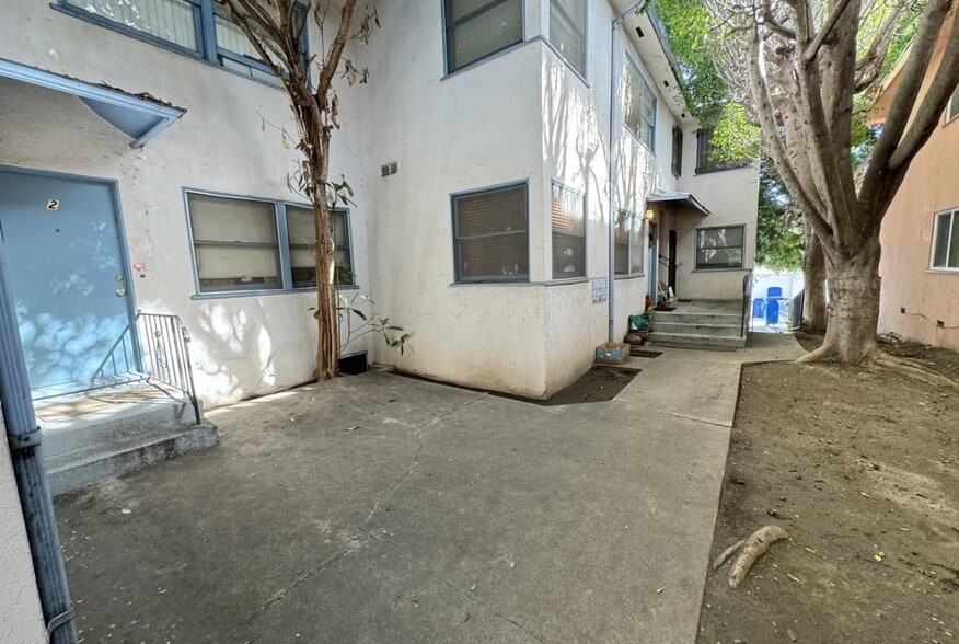 Building Photo - 1748 S Robertson Blvd