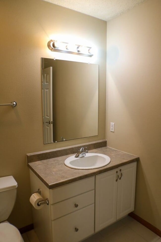 Building Photo - $2,695 | 4 Bedroom, 3.5 Bathroom Multi Floor Town Home | No Pets Allowed | Available for August 1...