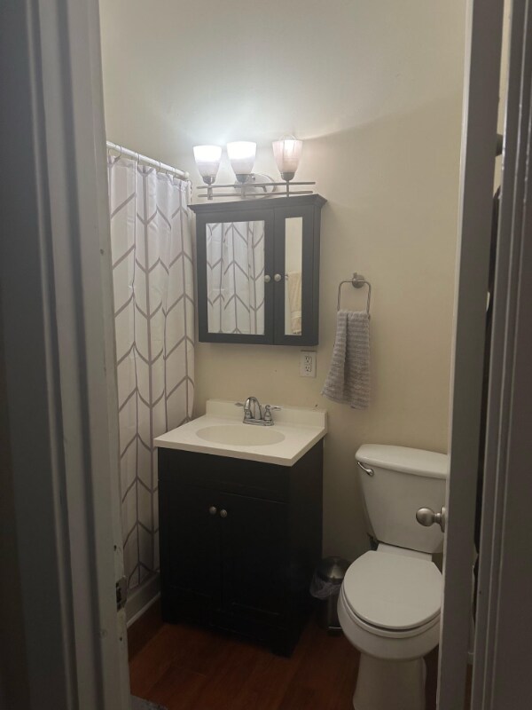 Building Photo - 402 N Delaware St