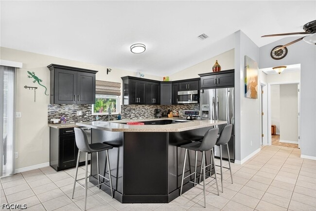 Building Photo - 2919 SW 25th St