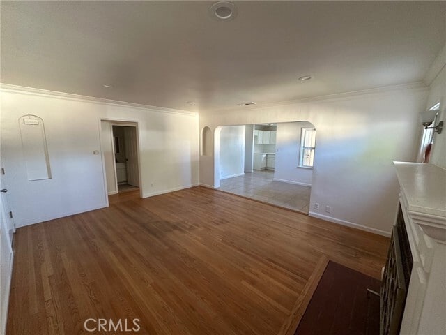 Building Photo - 18210 Vanowen St