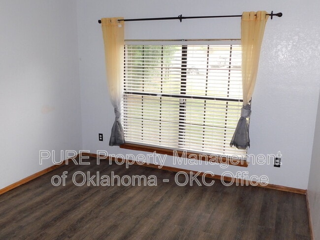 Building Photo - 912 NW 172nd St