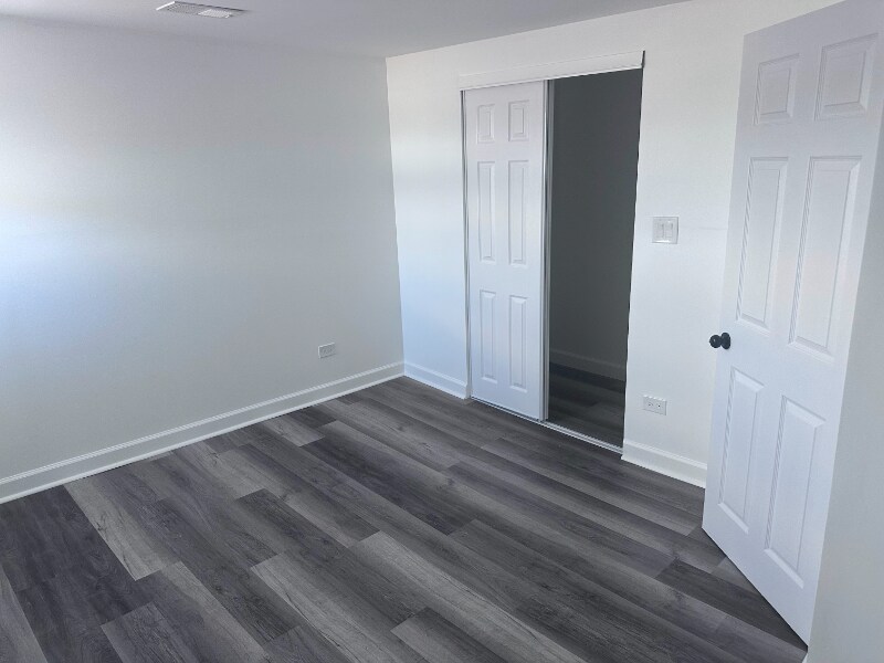 Building Photo - 8323 Melvina Ave