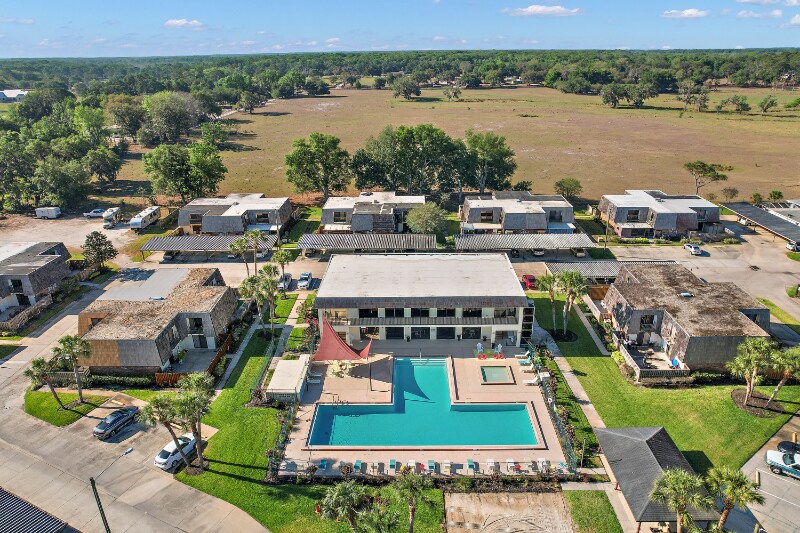 Building Photo - 2989 Poplar Ave