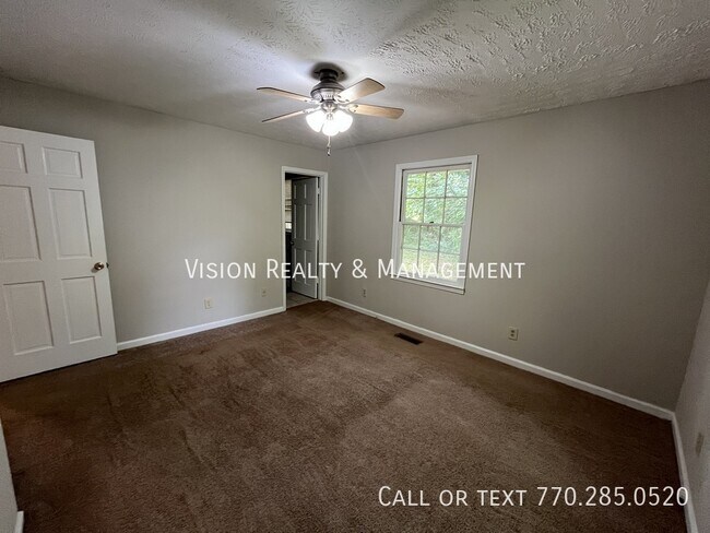 Building Photo - 55 S Greenwood Dr