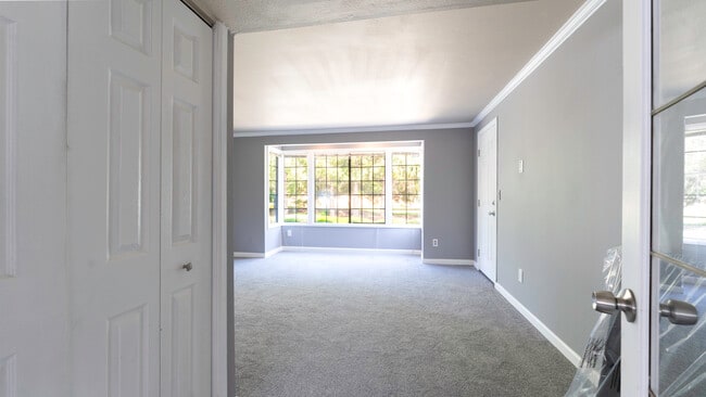 Building Photo - 18135 160th Ave SE