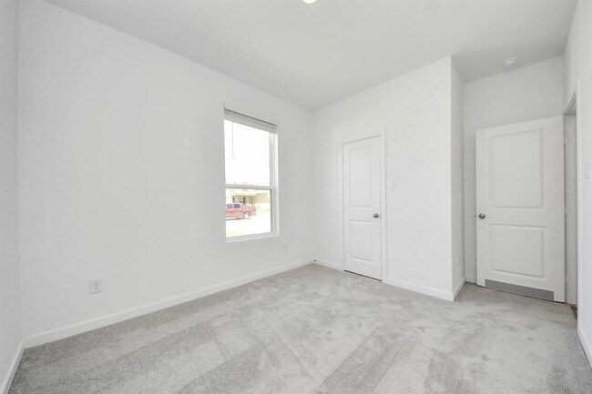 Building Photo - 10650 Ellerston Rd