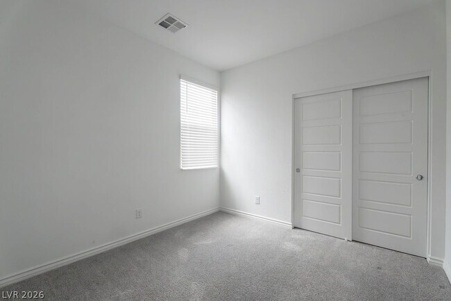 Building Photo - 8243 Vino Merlot Ave