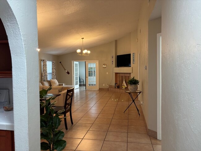 Building Photo - 44 Capistrano Dr