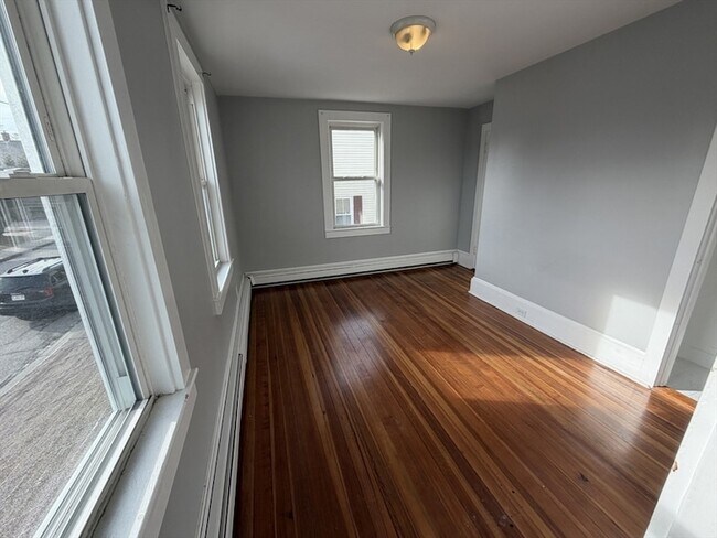 Building Photo - 1 Hamilton St