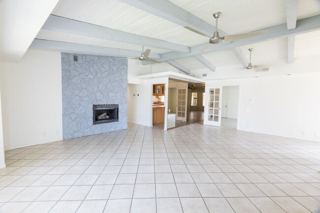 Building Photo - 68215 Berros Ct