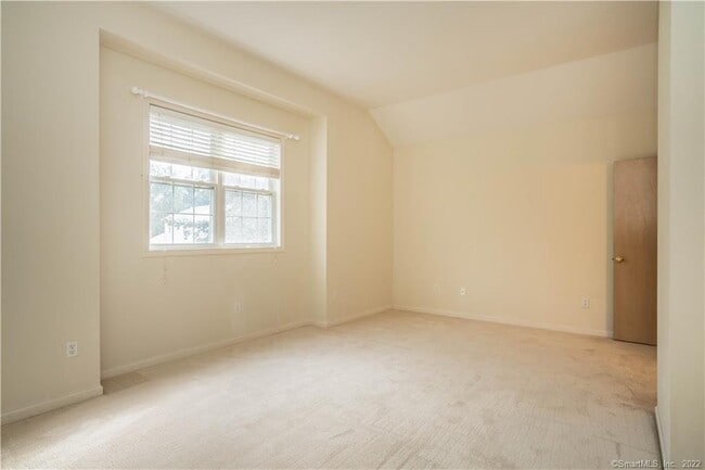 Building Photo - 47 Pepper Bush Ln