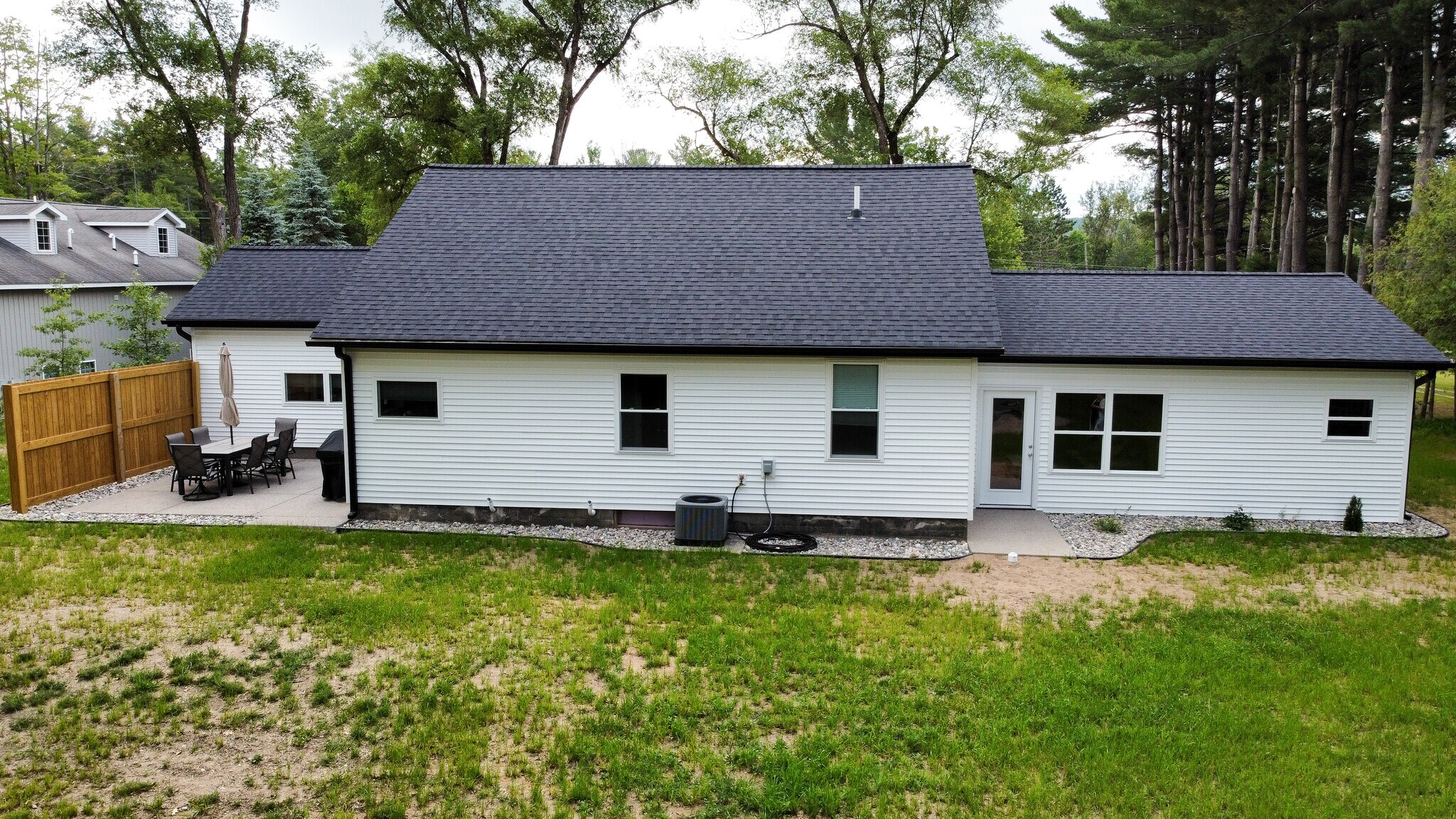 Building Photo - 3191 N Three Mile Rd