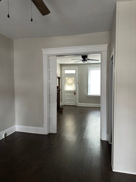 Dinette - 1161 Michigan Ave.