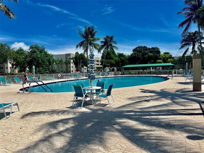 Building Photo - 9587 Weldon Cir