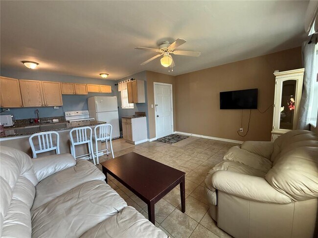 Building Photo - 6705 Gulf Winds Dr