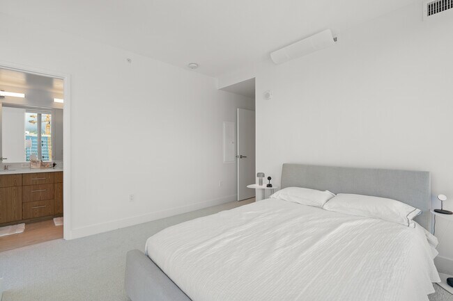 Building Photo - 629 Ke’eaumoku St