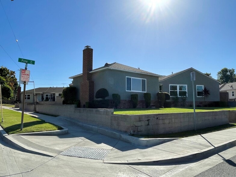 Corner Street View - 727 Pine Dr