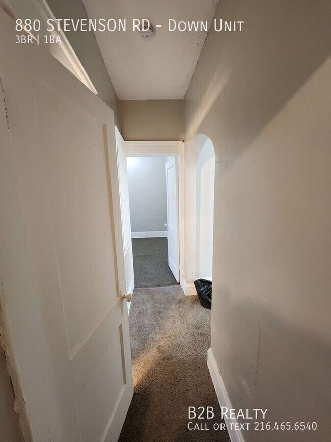 Building Photo - 880 Stevenson Rd