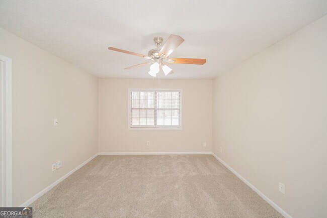 Building Photo - 239 Northbridge Dr