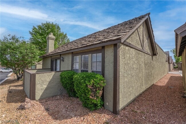 Building Photo - 3905 Landsdown Pl