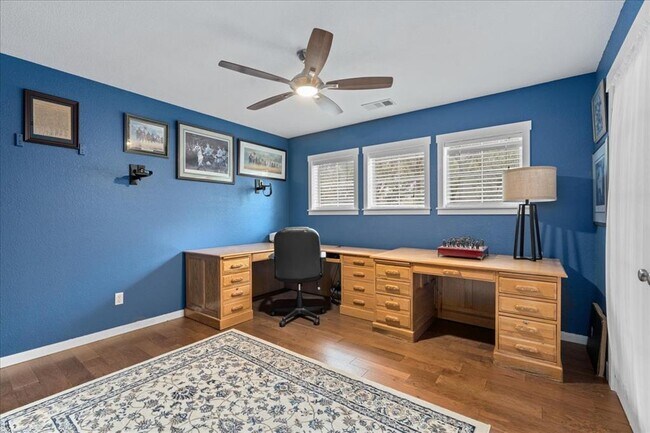 Building Photo - 2302 Wheaton Trail