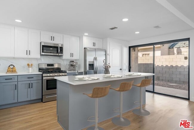 Building Photo - 67350 Medano Rd