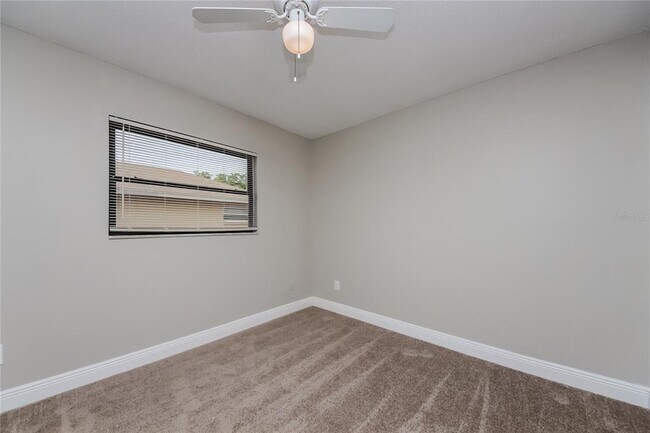 Building Photo - 5116 N Woodcrest Dr