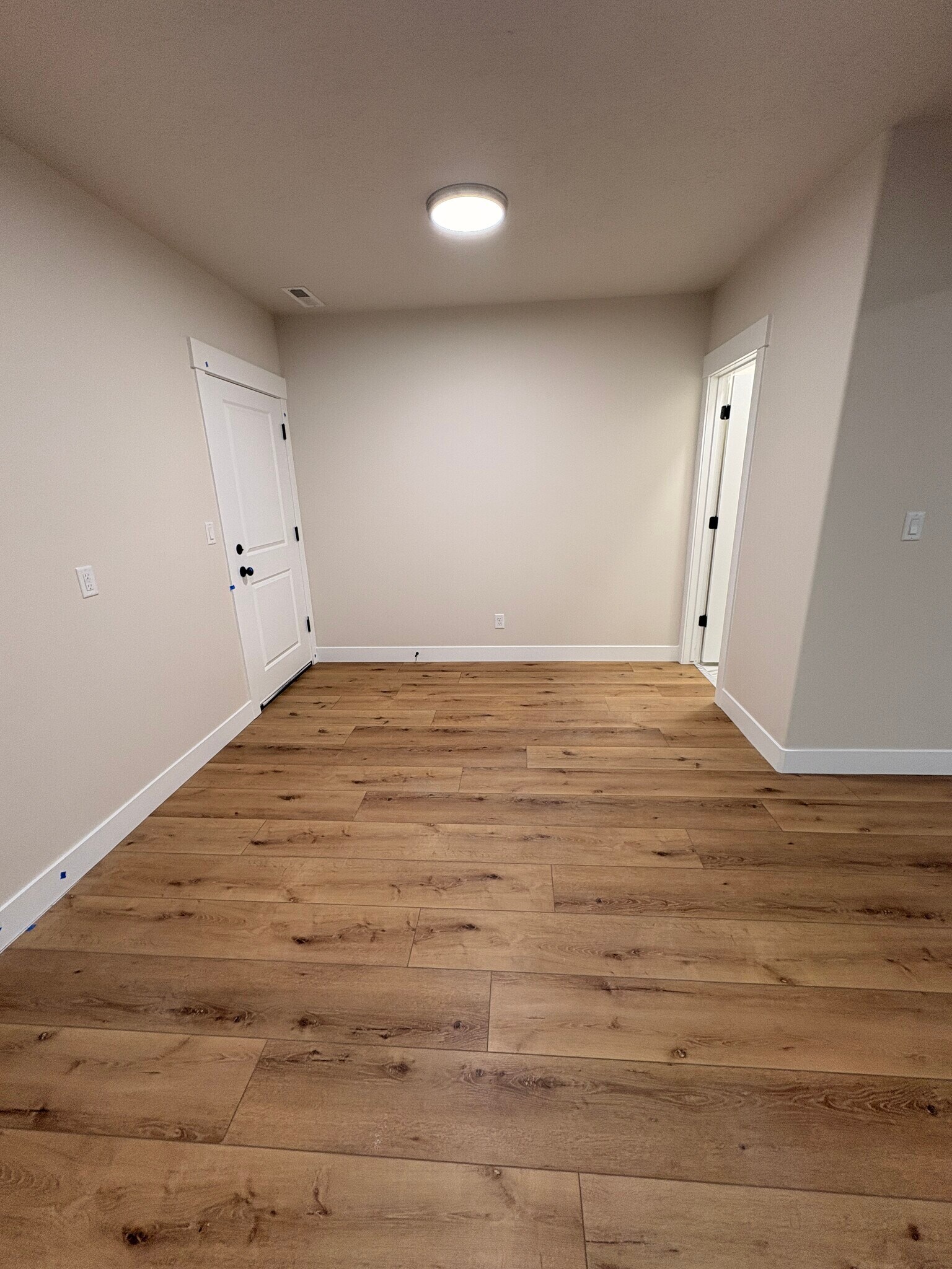 Building Photo - 5472 N Orville St