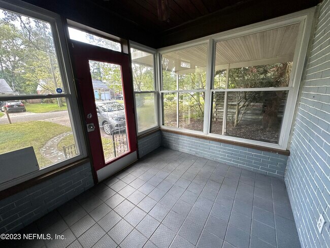 Building Photo - 1123 Brierfield Dr