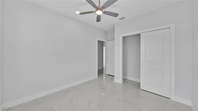 Building Photo - 2405-2407 Xelda Ave N