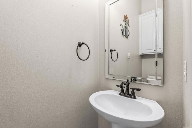 Building Photo - 3005 Mossy Creek Dr