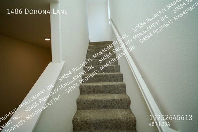 Building Photo - 1486 Dorona Ln