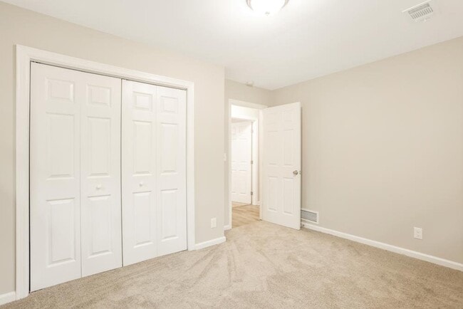 Building Photo - 1706 Laurens Dr SW