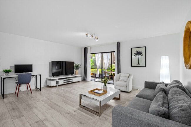 Building Photo - 123 Deer Creek Blvd