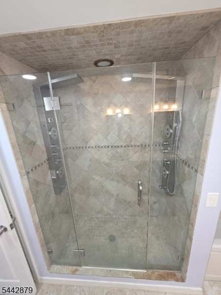 Building Photo - 423 Lake St