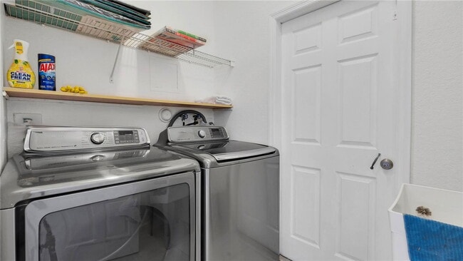 Building Photo - 17994 NW 87th Pl