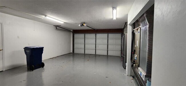 Building Photo - 25335 SW 17th Ave
