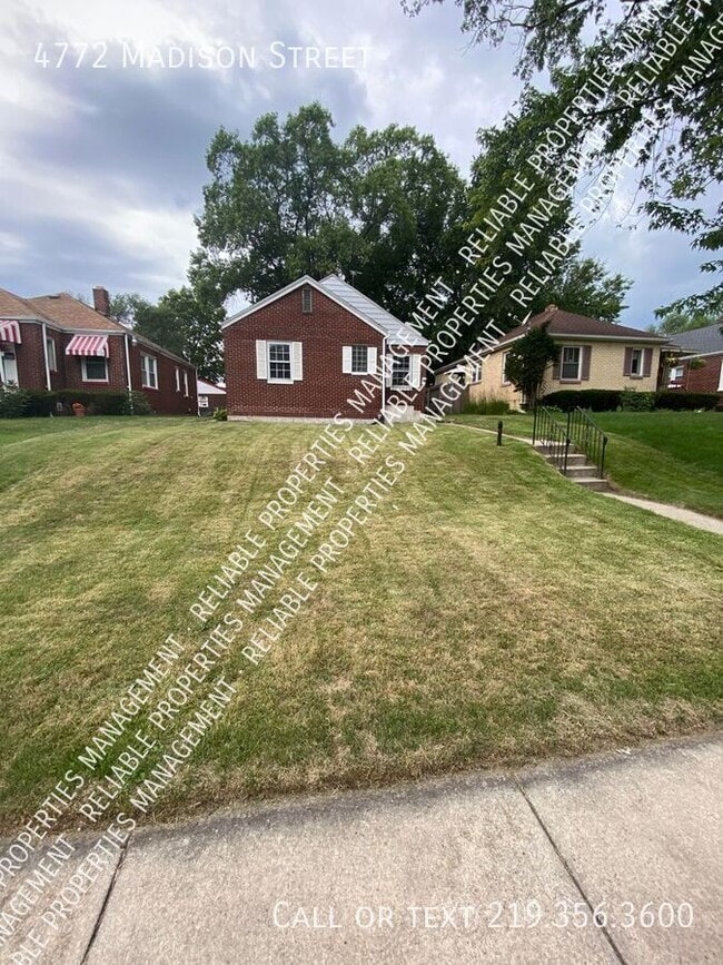 Building Photo - 4772 Madison St