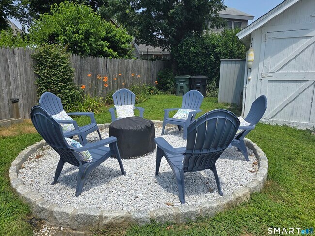 Building Photo - 17 W Orland St